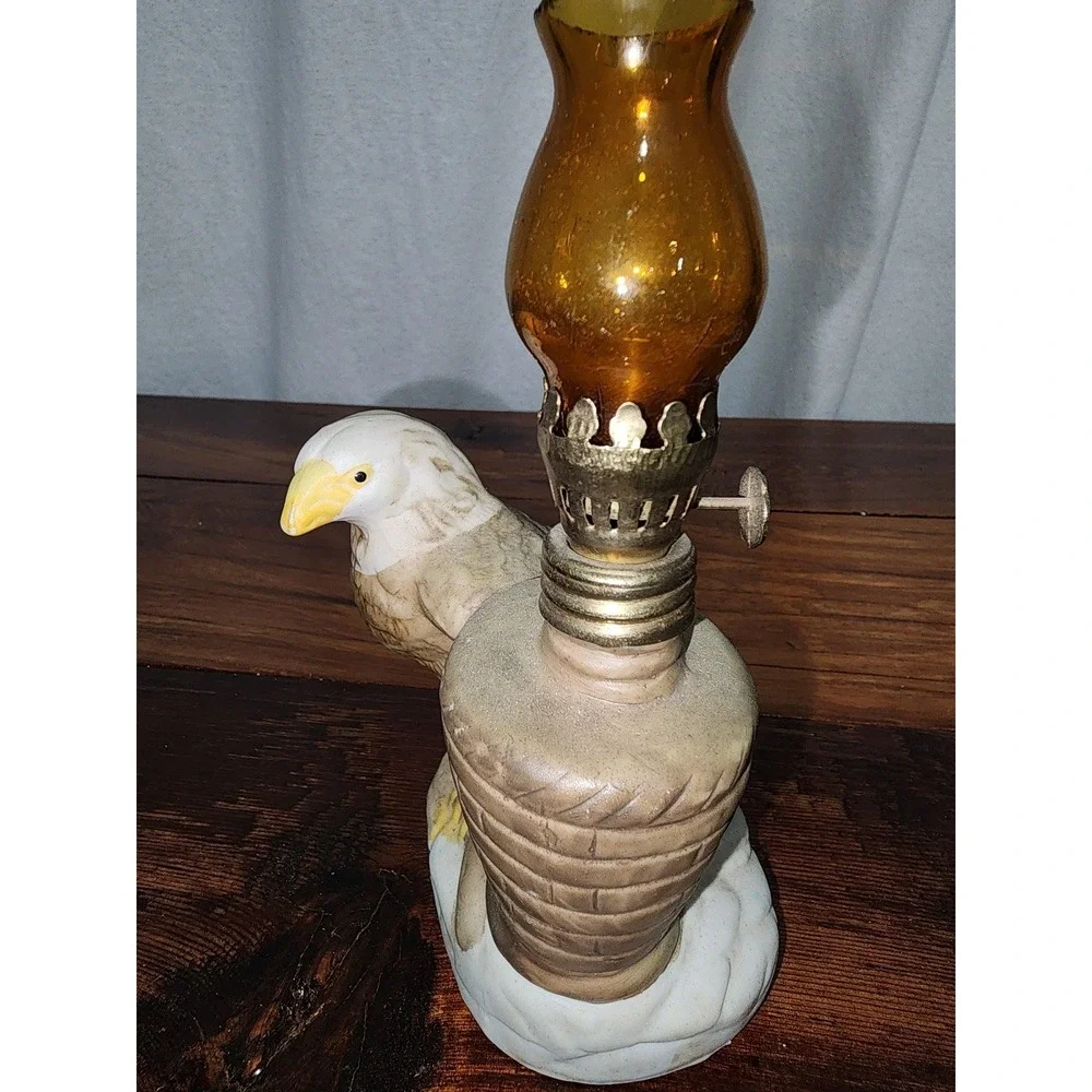 Eagle Lamp Kerosene Mini Amber Glass Vintage‎